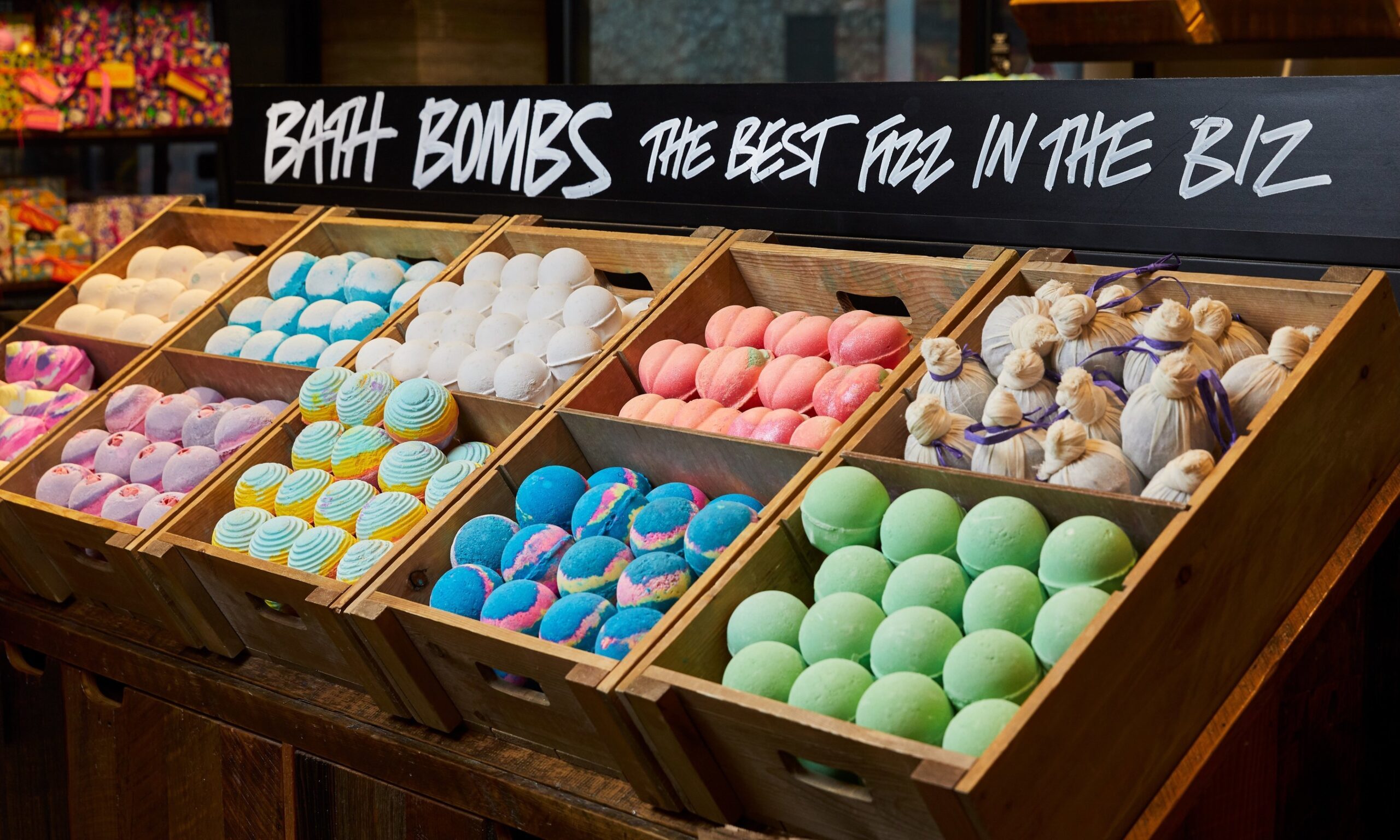 Free Bath Bomb at Lush Stores on 4/27